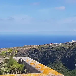 house-of-hearts.in-canary-islands.com/