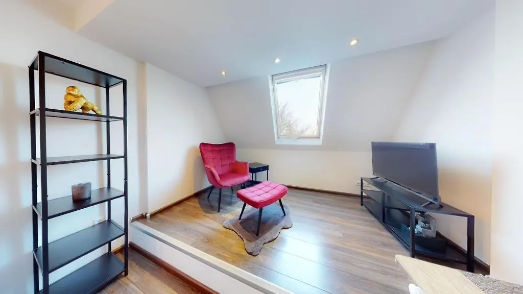 Spacious 4 Bedroom Apartment Near City Center München 0*,  Deutschland